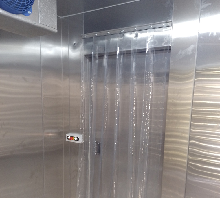 Cuartos-Frios-Acero-Inoxidable-Frio-Rojo-Hoteles.png